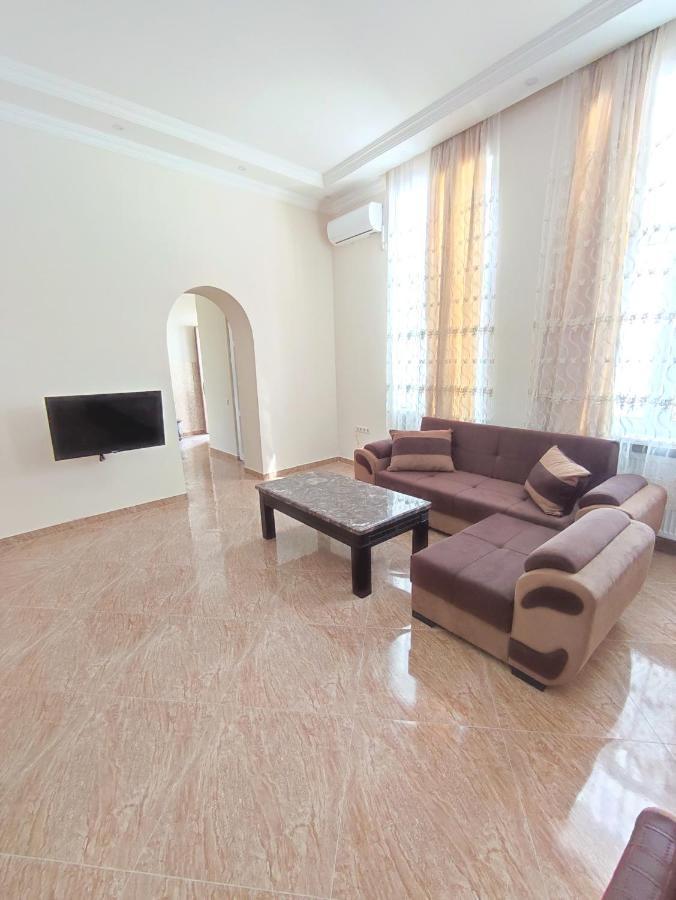 G&L Apartments Tbilisi Eksteriør bilde