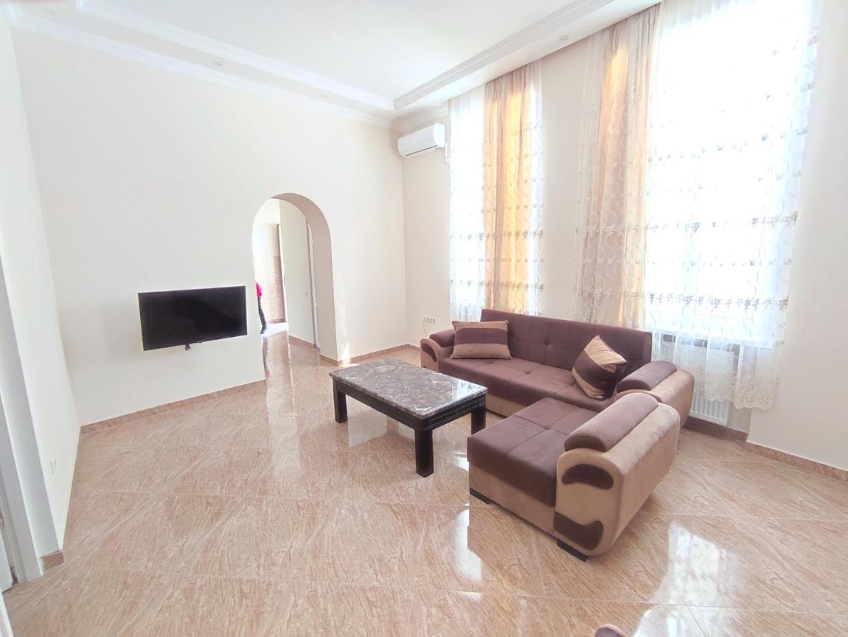 G&L Apartments Tbilisi Eksteriør bilde
