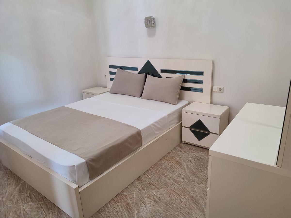 G&L Apartments Tbilisi Eksteriør bilde